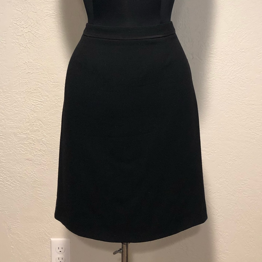 Black Tory Burch skirt
